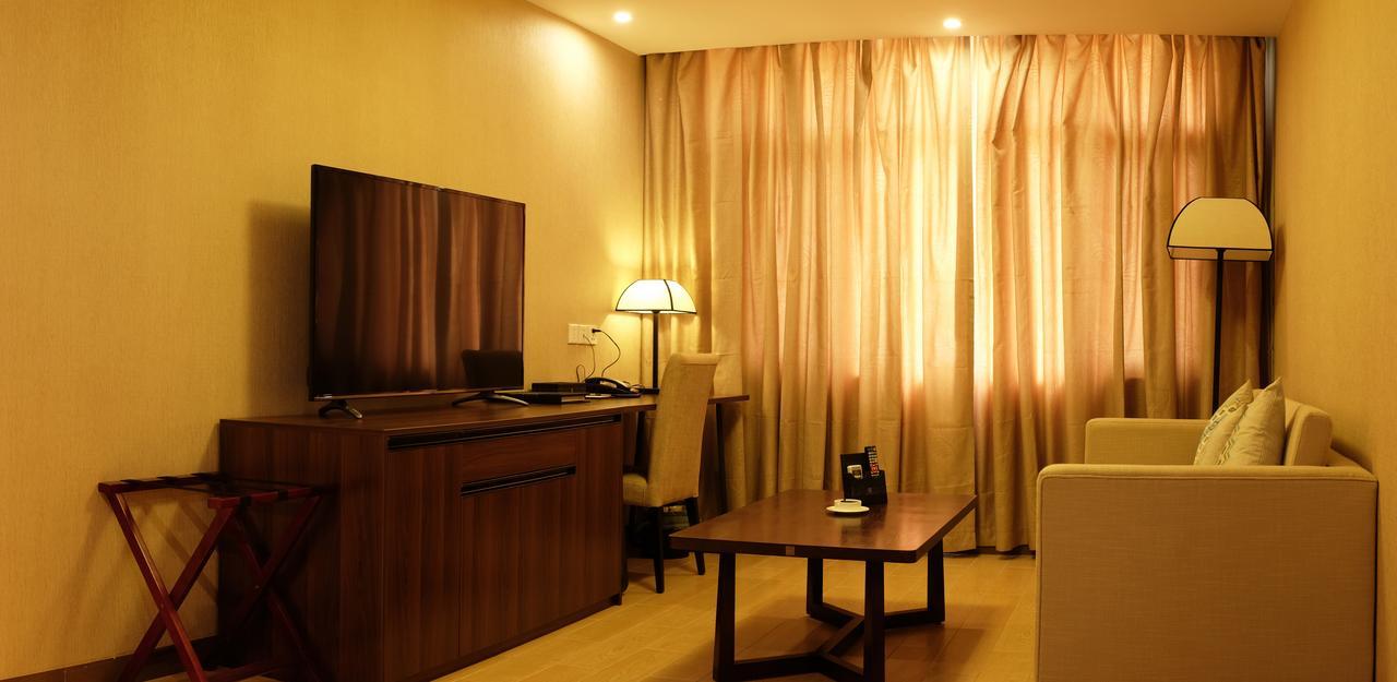 Dmall Hotel キガリ エクステリア 写真